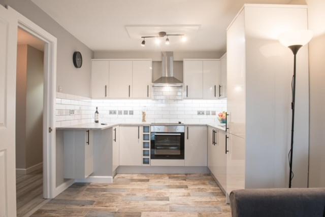 Finchley Contemporary 2 Bed Apartment + Parking Hendon Extérieur photo